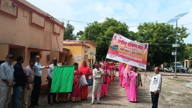 Ambedkar Nagar News Women Nutrition Diet and Child Development Department gave the message to the people by organizing a nutrition awareness rally Child Development Project Officer Vinod Kumar