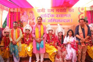 Agra News- In Mithilanagari, King Dasharath along with Siyaram and the three brothers were invited with much fanfare


