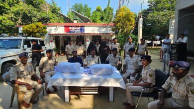 Bihar News- Two smugglers arrested with 20 kg marijuana  