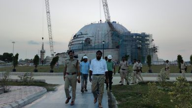 Bihar News-DM - ​​SP inspected the under construction Buddha Smriti Stupa