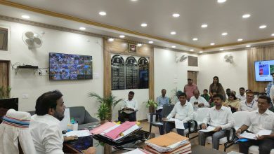 Bihar News-Ensure timely lifting and distribution of ration: District Officer