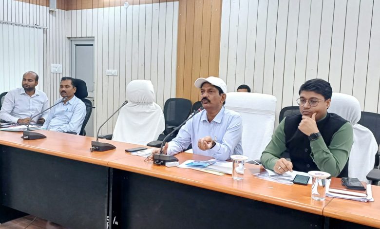 Bihar News Take effective action to make the district a fish-rich area: District Magistrate