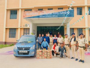 Bihar News Central Prohibition Team recovers huge amount of foreign liquor, driver and co-driver arrested