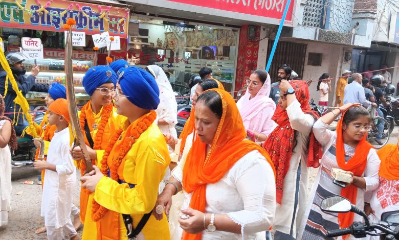 Bihar News A grand tableau was taken out on the occasion of Guru Nanak Jayanti