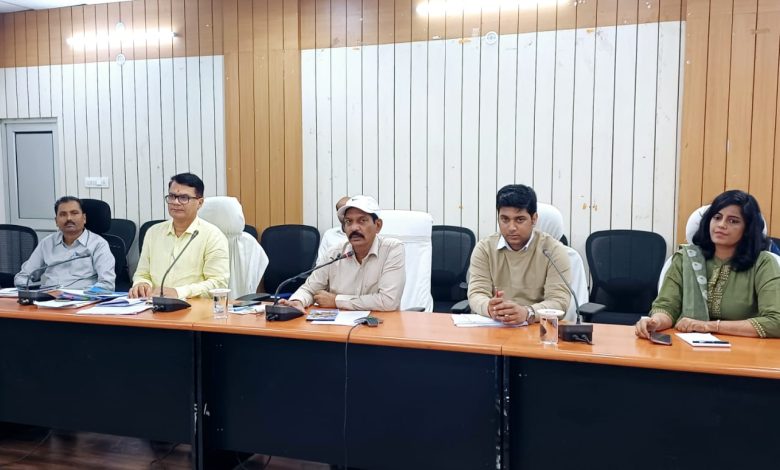 Bihar News: Conduct the PACS elections in a completely transparent manner: District Election Officer