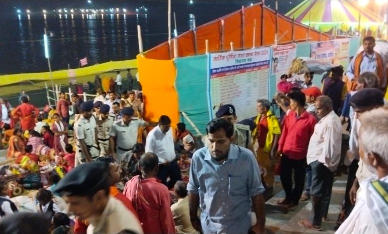 Bihar News- District Magistrate and Superintendent of Police did a joint briefing with the deputed magistrate and police officer for maintaining law and order during Kartik Purnima Ganga bath