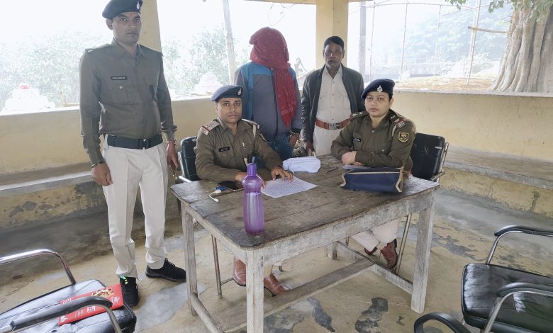Bihar News Kangali police arrested a Nepali youth with Indian fake notes