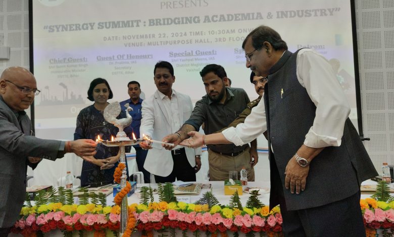 Bihar News-Environment will be created through cooperation and coordination between industry and engineering institute: Minister