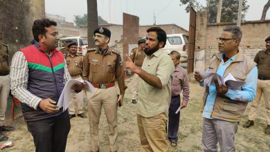 Bihar News-VVPAT was inspected by District Officer Mr. Yashpal Meena and