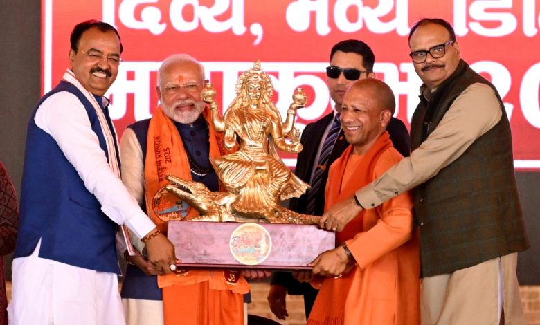 Prayagraj (Mahakumbha Nagar) News: CM expressed gratitude for the inauguration of 167 projects worth 5500 crores including Akshay Vat, Bade Hanuman Mandir, Saraswati Koop, Bhardwaj Ashram and Shringverpur Corridor