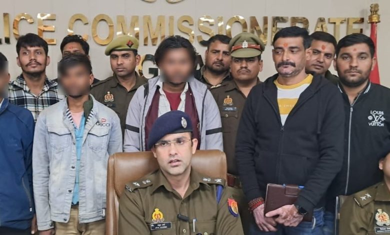 Agra News: The cook himself had stolen the government pistol from the police station