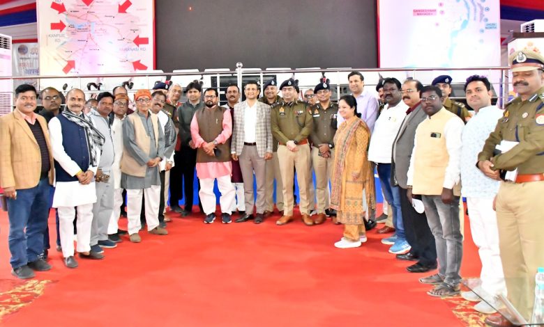 Mahakumbh Nagar Prayagraj News: Meeting held under the chairmanship of ADG Zone and Divisional Commissioner regarding traffic management, parking and disaster management in Mahakumbh-2025