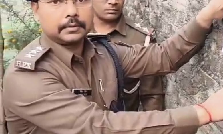 Bihar News A poster was pasted on the house after playing a drum