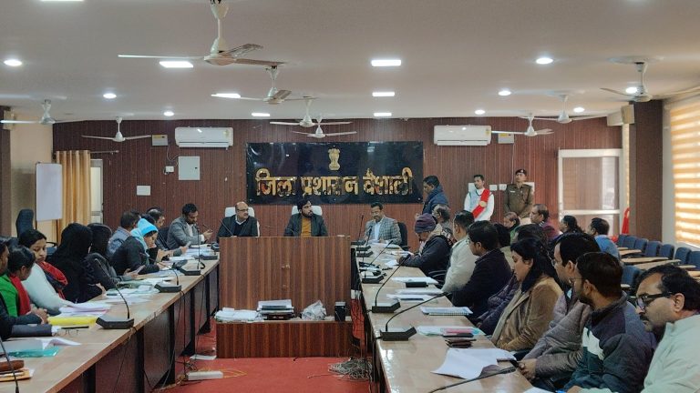 Bihar News-Complete schemes on time with quality and transparency: DM