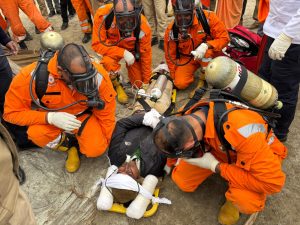 Mahakumbha Nagar Prayagraj: Mahakumbh 2025: NDRF teams conducted mega mock drill

