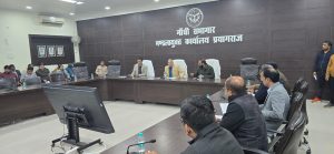IMG 20250111 WA0066 Prayagraj News: Review meeting held in Gandhi Auditorium in the presence of State Information Commissioner and Divisional Commissioner