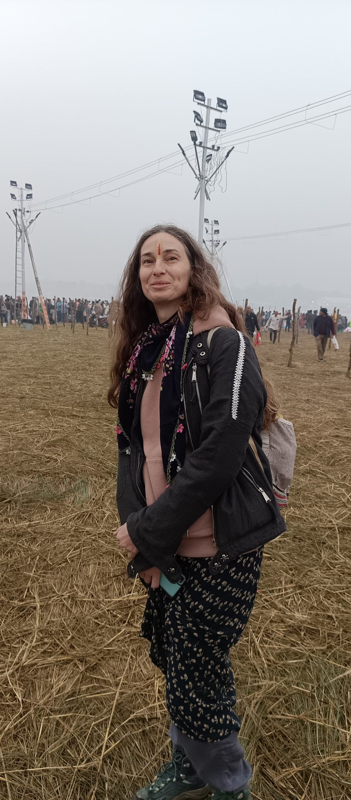 Mahakumbha Nagar Prayagraj News:महाकुम्भ में गंगा स्नान-तिलक लगा संगम की रेत पर निकली तुर्की से आई पिनार