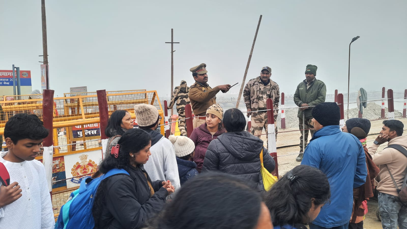Mahakumbha Nagar Prayagraj: Mahakumbha police was fully alert on Paush Purnima, the first bathing festival of Mahakumbha  
