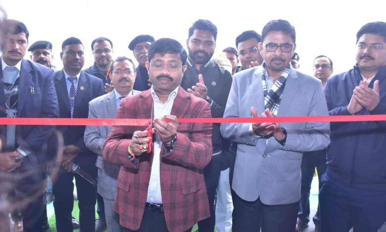 Mahakumbha Nagar Prayagraj: Minister Nand Gopal Gupta 'Nandi' inaugurated the 'Invest UP' pandal in Mahakumbha Nagar
