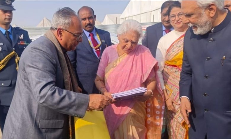 Prayagraj News: The governor praised the Kumbh study course of MUVI