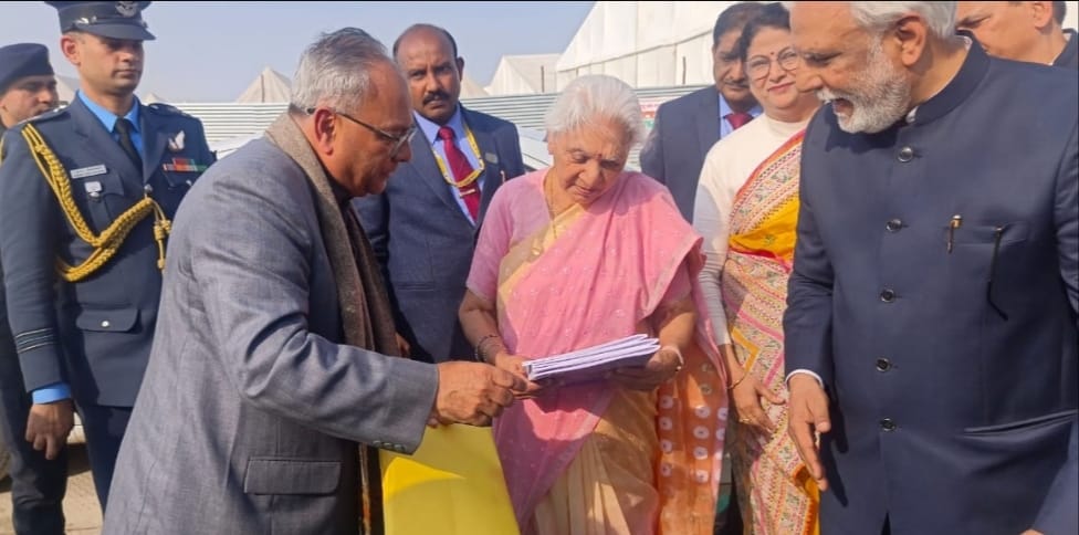 Prayagraj News: The governor praised the Kumbh study course of MUVI