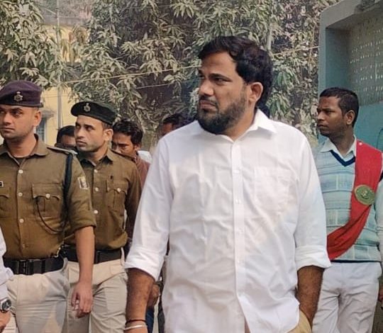 Bihar News-Vaishali District Magistrate Mr. Yashpal Meena awarded Best District Election Officer
