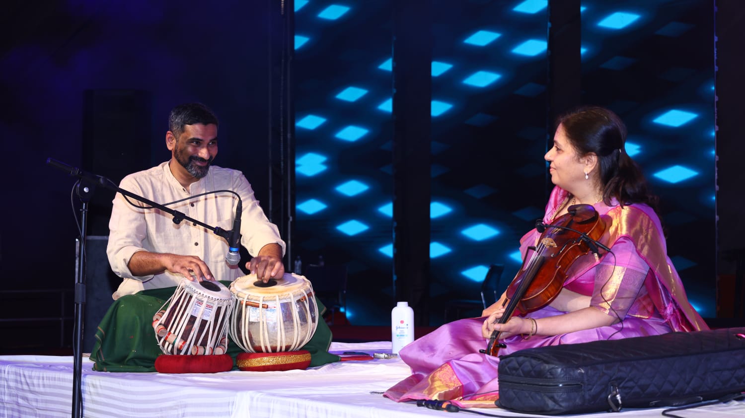 Mahakumbha Nagar Prayagraj News: A wonderful confluence of art and culture on Republic Day at Ganga Pandal