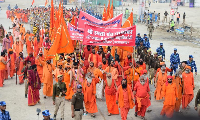 Mahakumbha Nagar Prayagraj News:साधु संत और श्रद्धालु बोले- योगी सरकार की सक्रियता ने टाला बड़ा हादसा