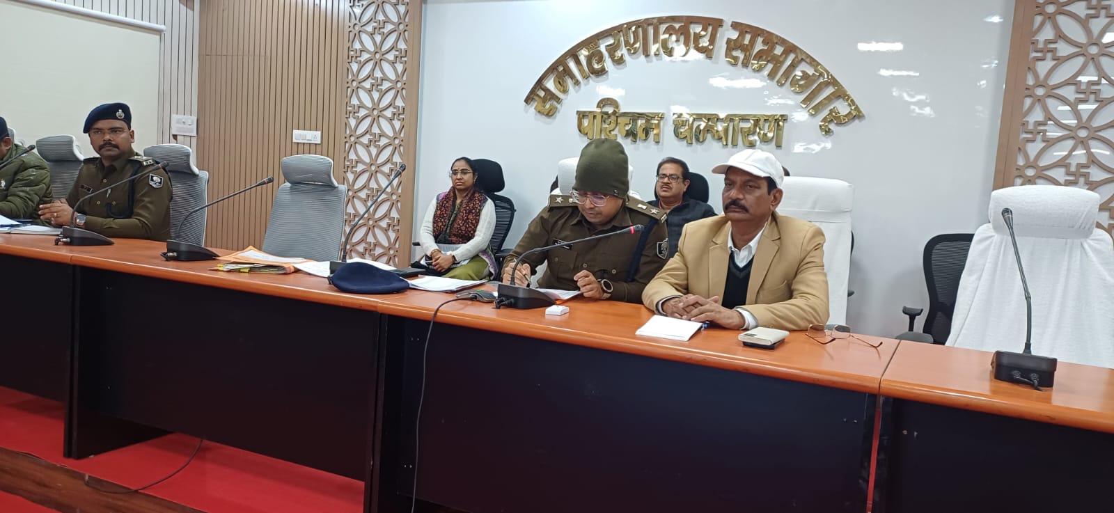 Bihar News सरस्वती पूजा को पूर्ण शांतिपूर्ण, सौहार्दपूर्ण वातावरण में कराएं सम्पन्न : जिला पदाधिकारी