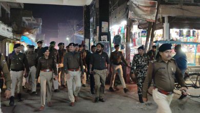 Bihar News-District Officer and Superintendent of Police conducted a flag march regarding Saraswati Puja  