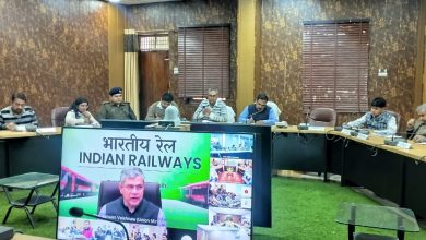Agar News: Railway Minister monitored the trains running from Prayagraj from the war room, emphasized on passenger facilities and cleanliness