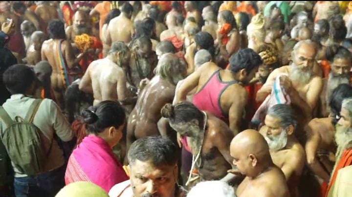 Mahakumbha Nagar Prayagraj News: Ocean of faith gathered in Mahakumbh, number of bathers crossed 35 crores.  