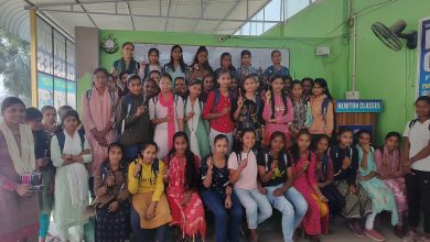 Bihar News-Rajapakar-- Farewell felicitation ceremony was organized for the students who appeared for matriculation examination from Bihar Board in the premises of Newton Classes located at Bhubaneshwar Chowk of the block area.