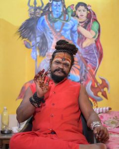 Mahakumbha Nagar Prayagraj News: On the occasion of Magh Purnima, along with common bathers, saints and Kalpvasis also took a holy dip of faith in the holy city of Prayagraj.
