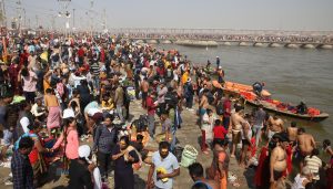 Mahakumbha Nagar Prayagraj News: Operation Chaturbhuj is monitoring the devotees during Magh Purnima, ICCC's special team created a safety circle from the night itself