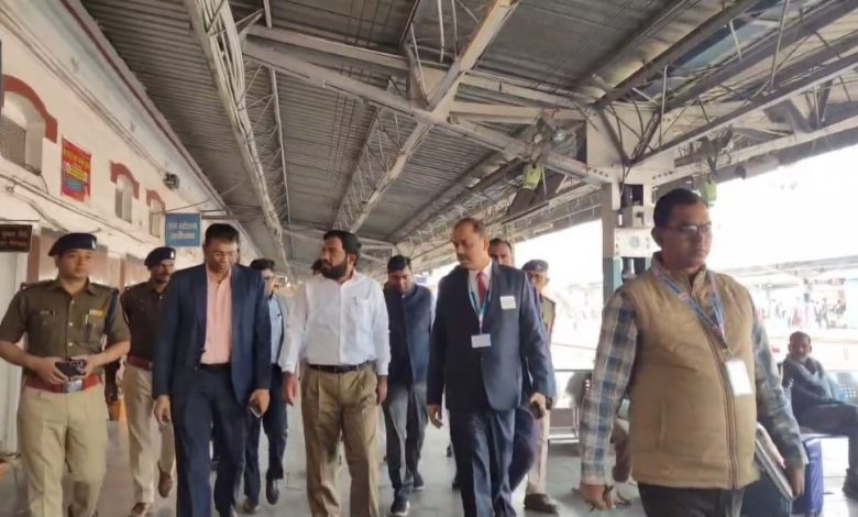 Bihar News-District Magistrate inspected Hajipur railway station