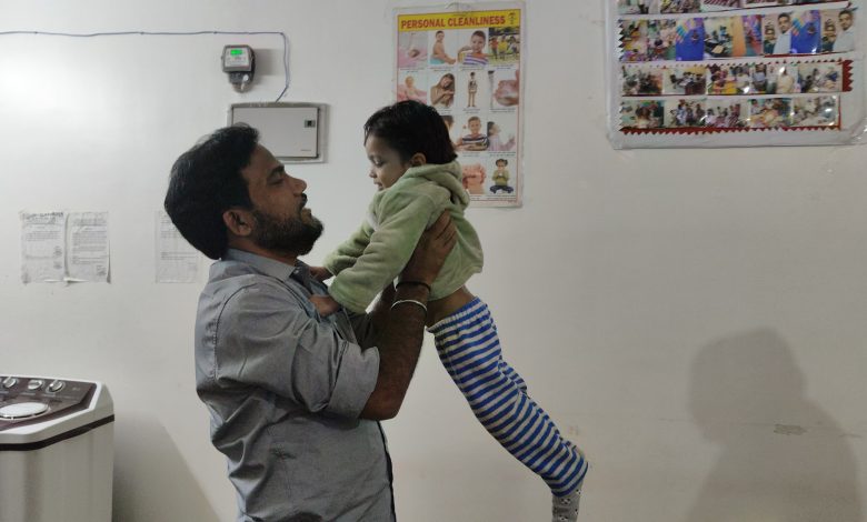 Bihar News-When the District Magistrate appeared as the guardian of the children