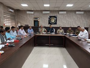 Prayagraj News: The District Magistrate appealed to celebrate the festivals peacefully with mutual brotherhood and harmony