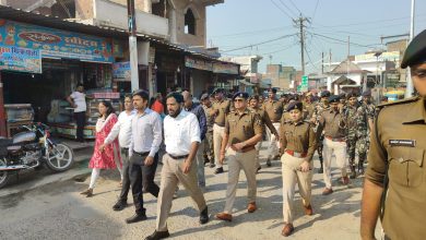 Bihar News- DM and SP conducted a flag march to maintain law and order on Holi
