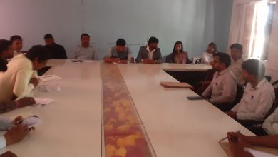 Bihar News-Rajapakar-- A meeting was organized with the ward members of various panchayats under the block in the block office auditorium on Tuesday.