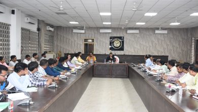 Prayagraj News: The District Magistrate reviewed the works of Jal Jeevan Mission