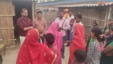 Bihar News:राजापाकर-- प्रखंड क्षेत्र के विभिन्न पंचायतो के दलित महादलित टोलो का भ्रमण किया