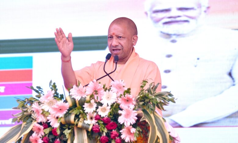 Prayagraj News: On the occasion of the birth anniversary of Maharaj Nishadraj Guha, the Honorable Chief Minister reached Shringaverpur Dham in Prayagraj