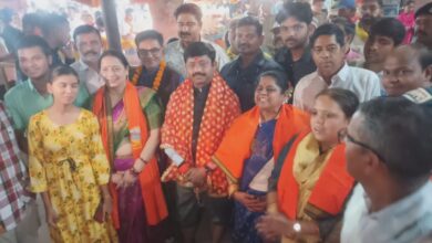 Prayagraj News: Honorable Cabinet Minister Shri Nandi Ji participated in the Bhajan Sandhya program organized by the Sanskrit Department