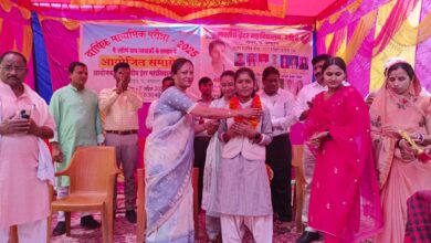 Bihar News Anshu from a remote rural area is Bihar topper, it is inspiring for students and a matter of pride for us: Garima