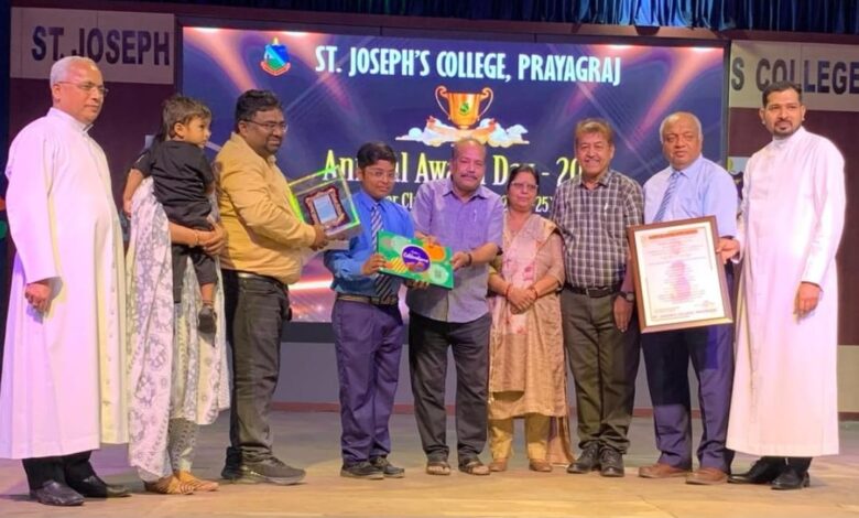 Prayagraj News: Sarthak Yadav received St. Joseph's Manas Memorial Award