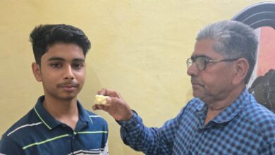 अंबेडकरनगर न्यूज़: शाहिद रजा अब्बास ने रेडियंट अकादमी में लाया स्थान, वरिश्ठ आईएएस नेता