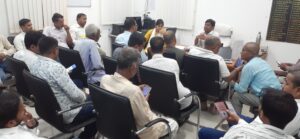 Bihar News-Rajapakar-Ayushman Card camp was organized in the block office auditorium