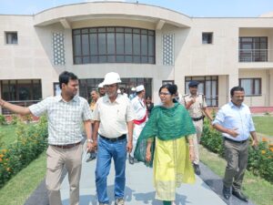 Bihar News-District Magistrate inspected the Buddha Smriti Stupa under construction in Vaishali
Speedy the finishing work: District Magistrate
