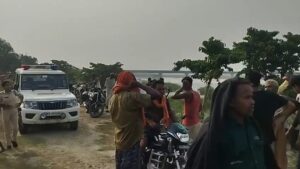 Bihar News Four children who went to bathe in the Gandak river are missing, chaos ensues